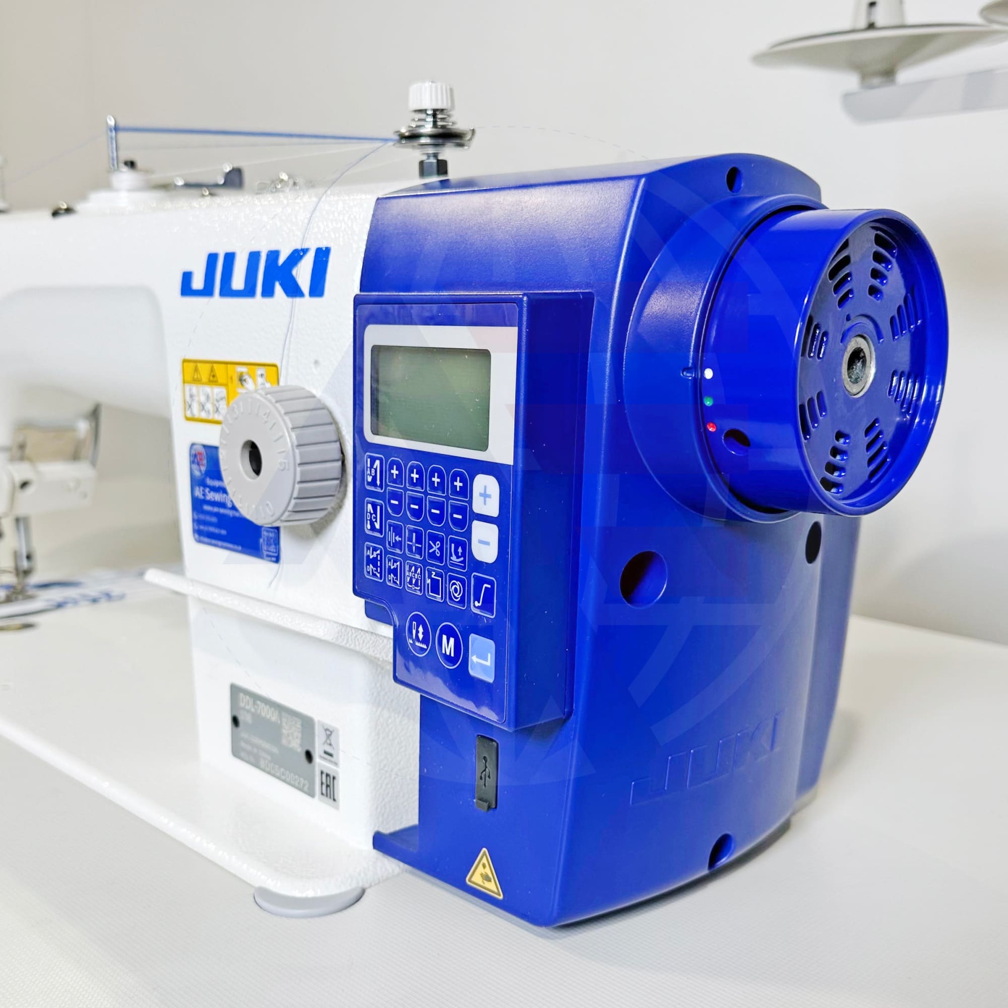 Juki Ddl-7000A-7 1-Needle Lockstitch Machine With Automatic Functions Sewing Machines