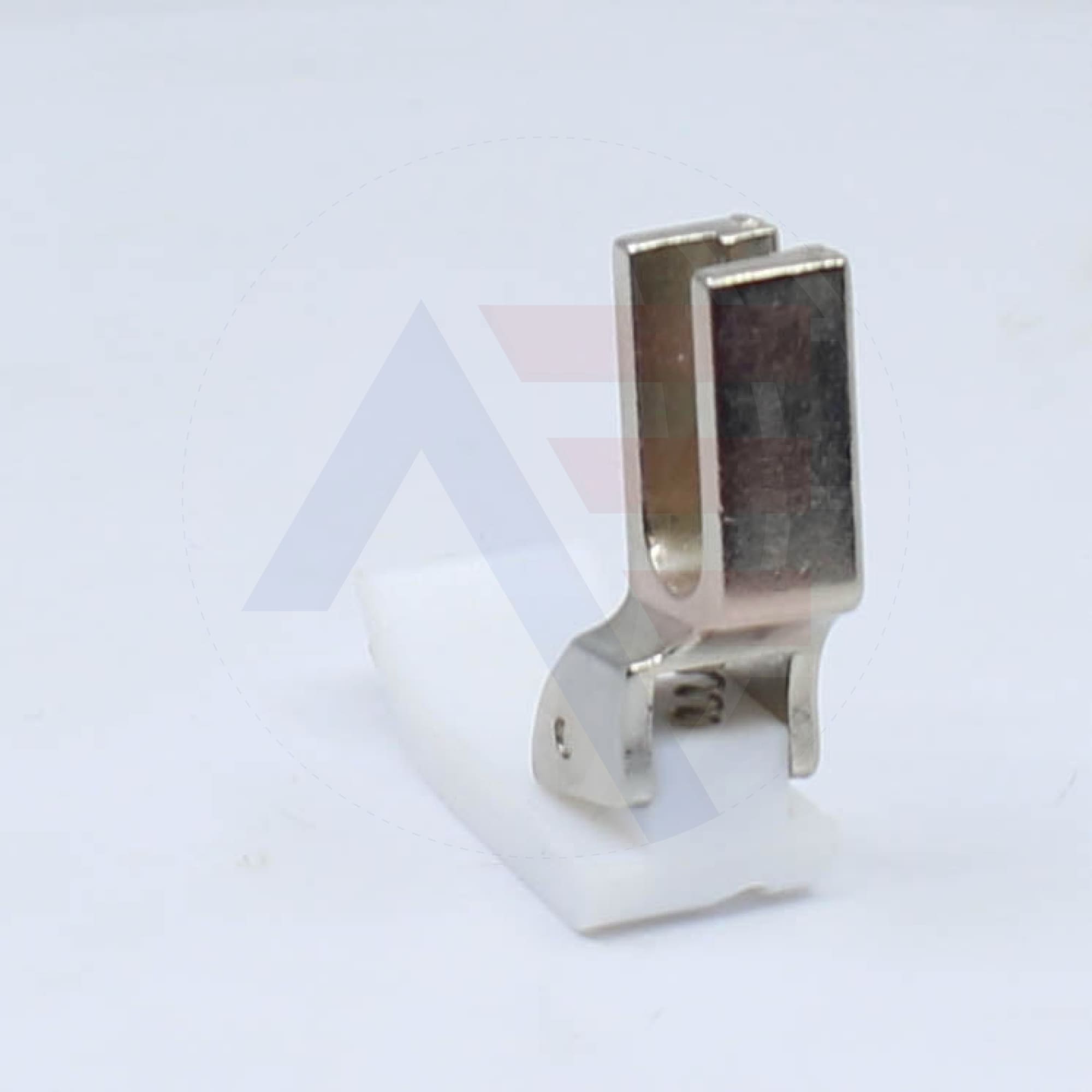 T69Lx1/8 Piping Foot Sewing Machine Spare Parts