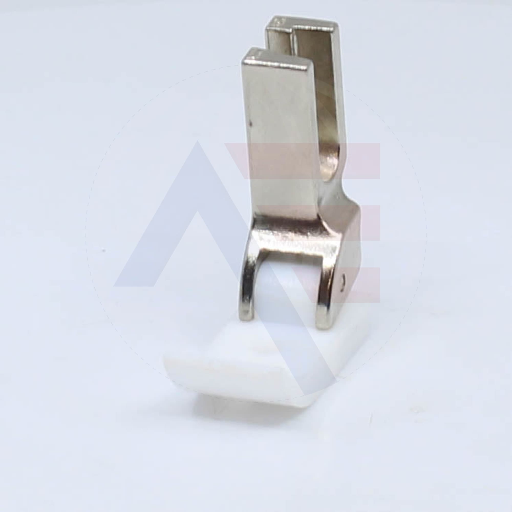 T69Lx1/8 Piping Foot Sewing Machine Spare Parts